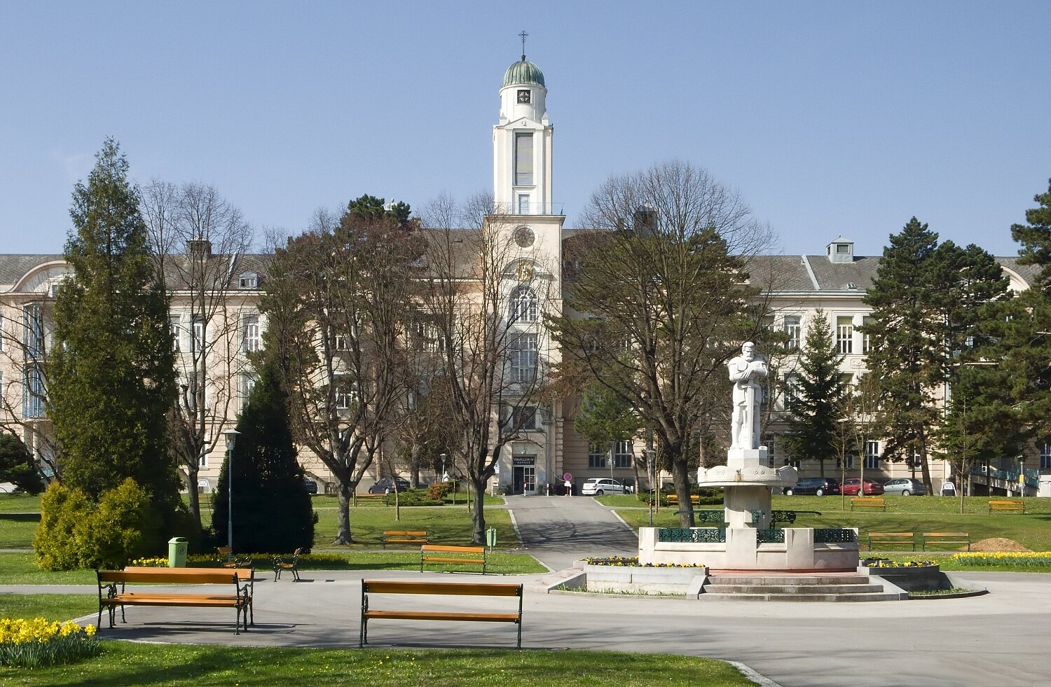 Kapelle Klinik Hietzing - Hlst. Dreifaltigkeit